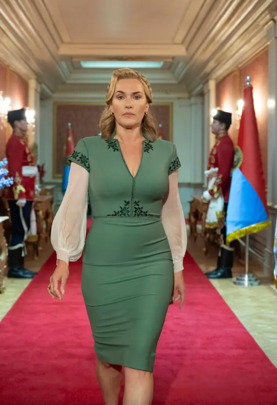 Regina - tv inspired power dress - pencil shape - heartmycloset