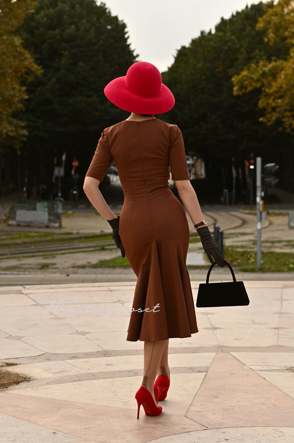 Mocha mermaid wiggle - retro 50s dress - heartmycloset