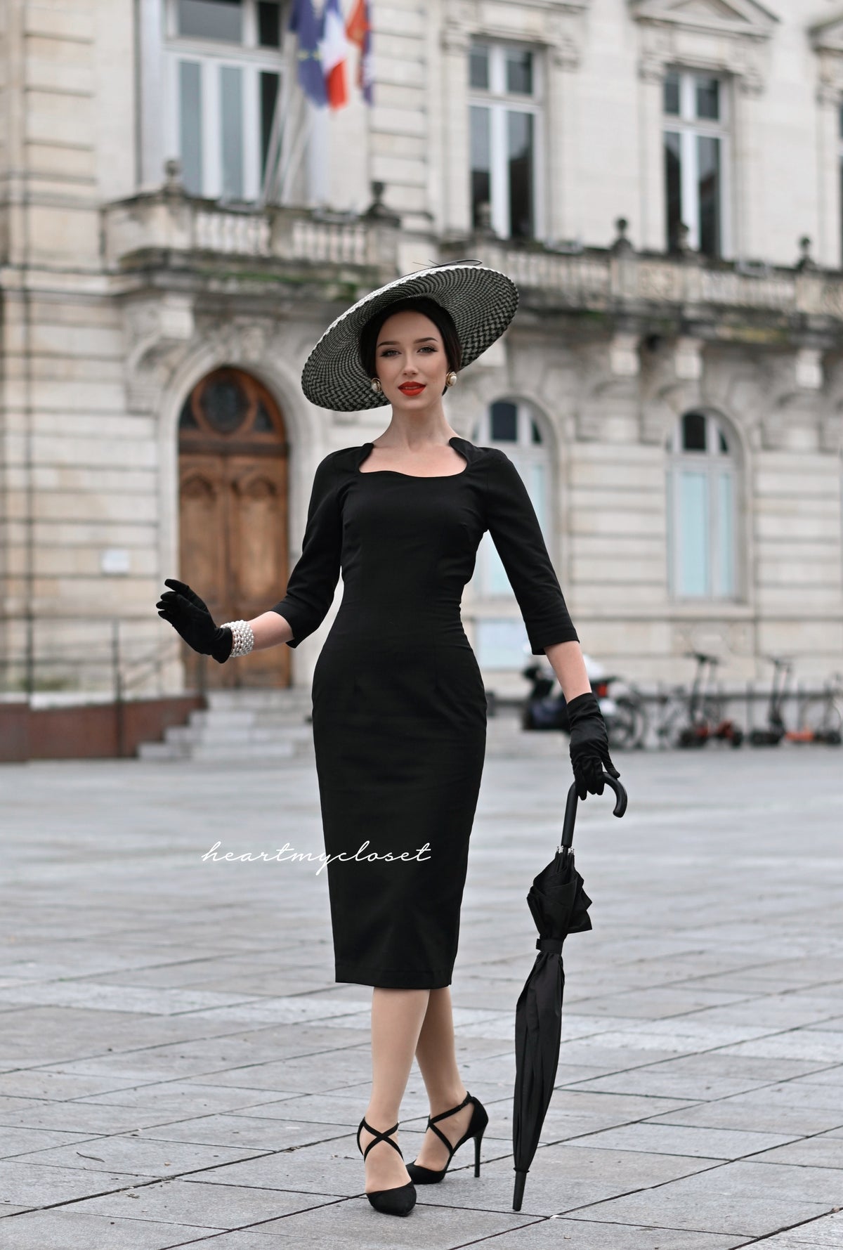 Janice - old hollywood pencil dress curve neckline - heartmycloset