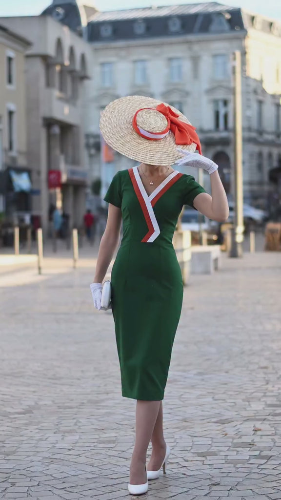 Lindsy - Joan Holloway vintage dress V neck