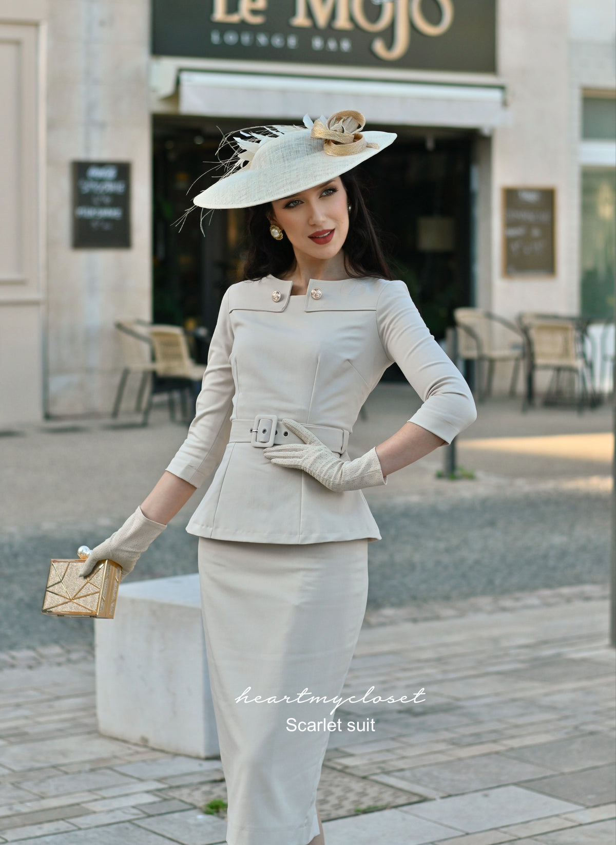 Scarlet suit - vintage 1950s suit with pencil skirt - heartmycloset