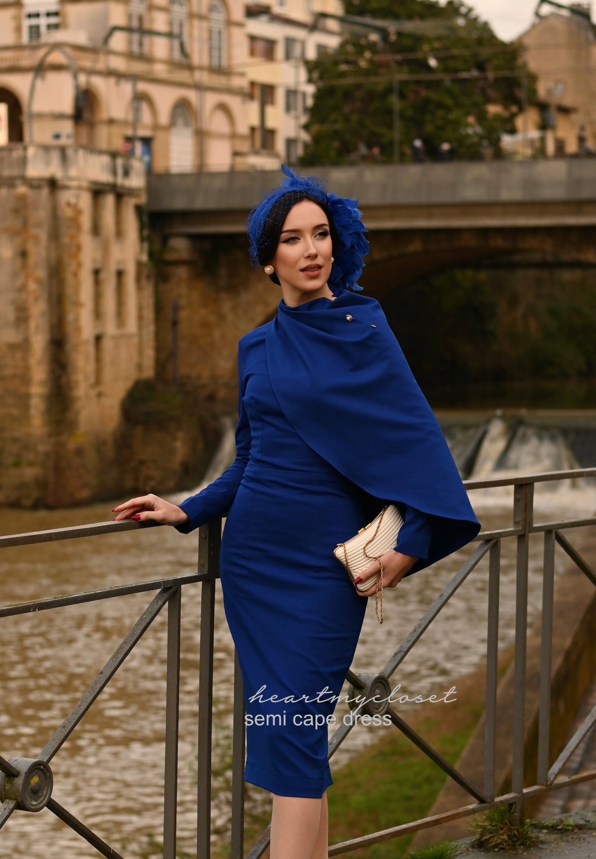 Semi Cape dress - Meghan duchess dress - heartmycloset