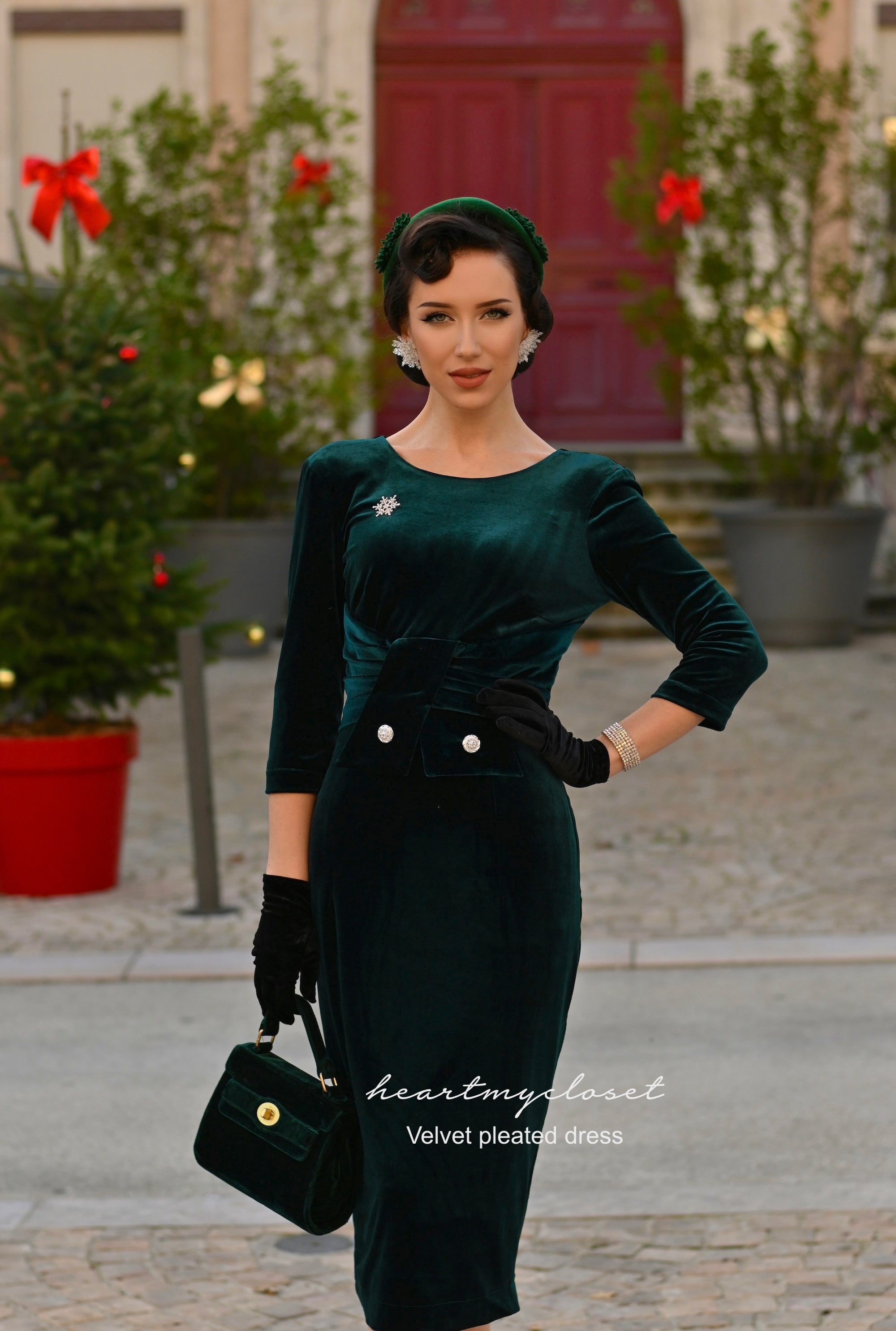 Wiggle Dress Green Velvet Pencil Dress Pleated Front Dress 1940s Vintage Wiggle Dress HeartMyCloset Wiggle Dress Green Velvet Pencil Dress Pleated Front Dress 1940s Vintage Wiggle Dress HeartMyCloset