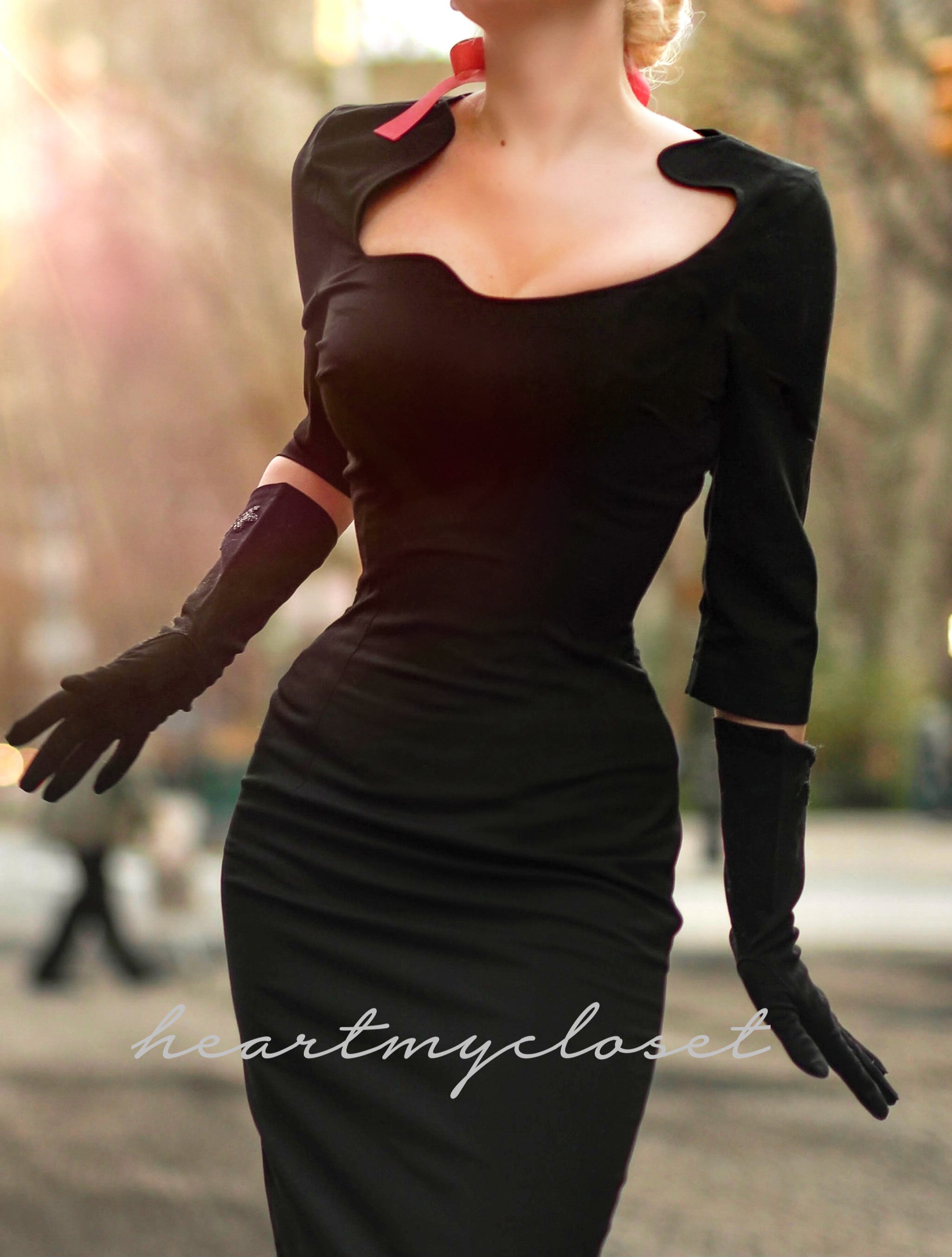 Janice - old hollywood pencil dress curve neckline – heartmycloset