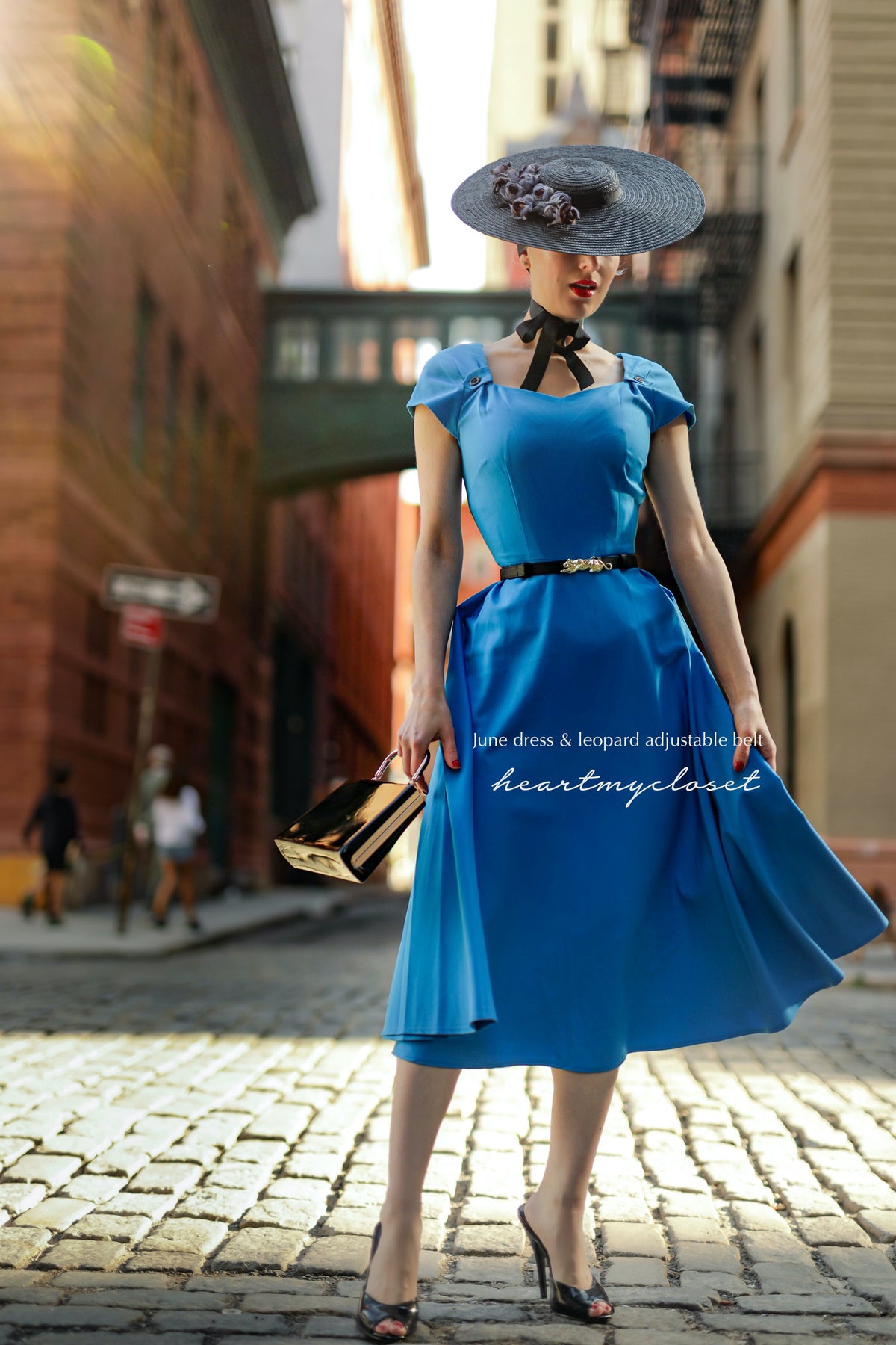 JUNE swing dress with sweetheart neckline - heartmycloset