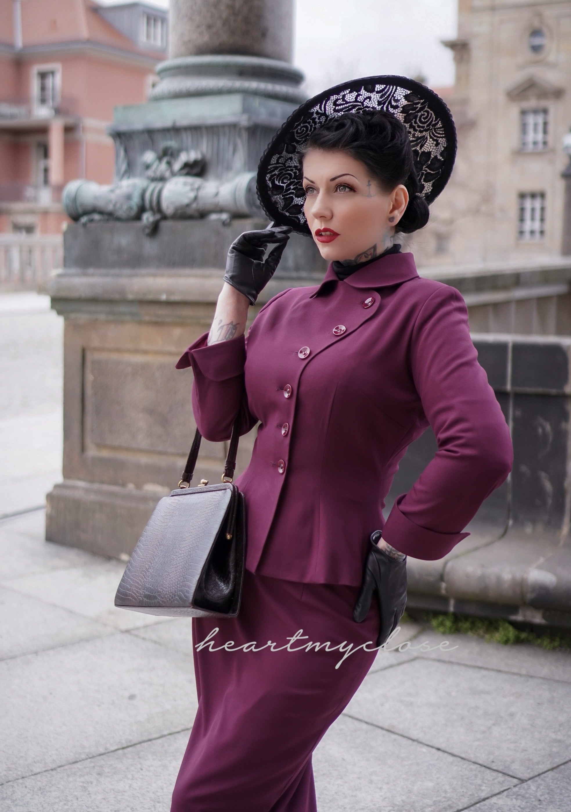 Women's Retro 1950s Sleeveless Pencil Dress - Burgundy Slim Fit Vintage Style Dress