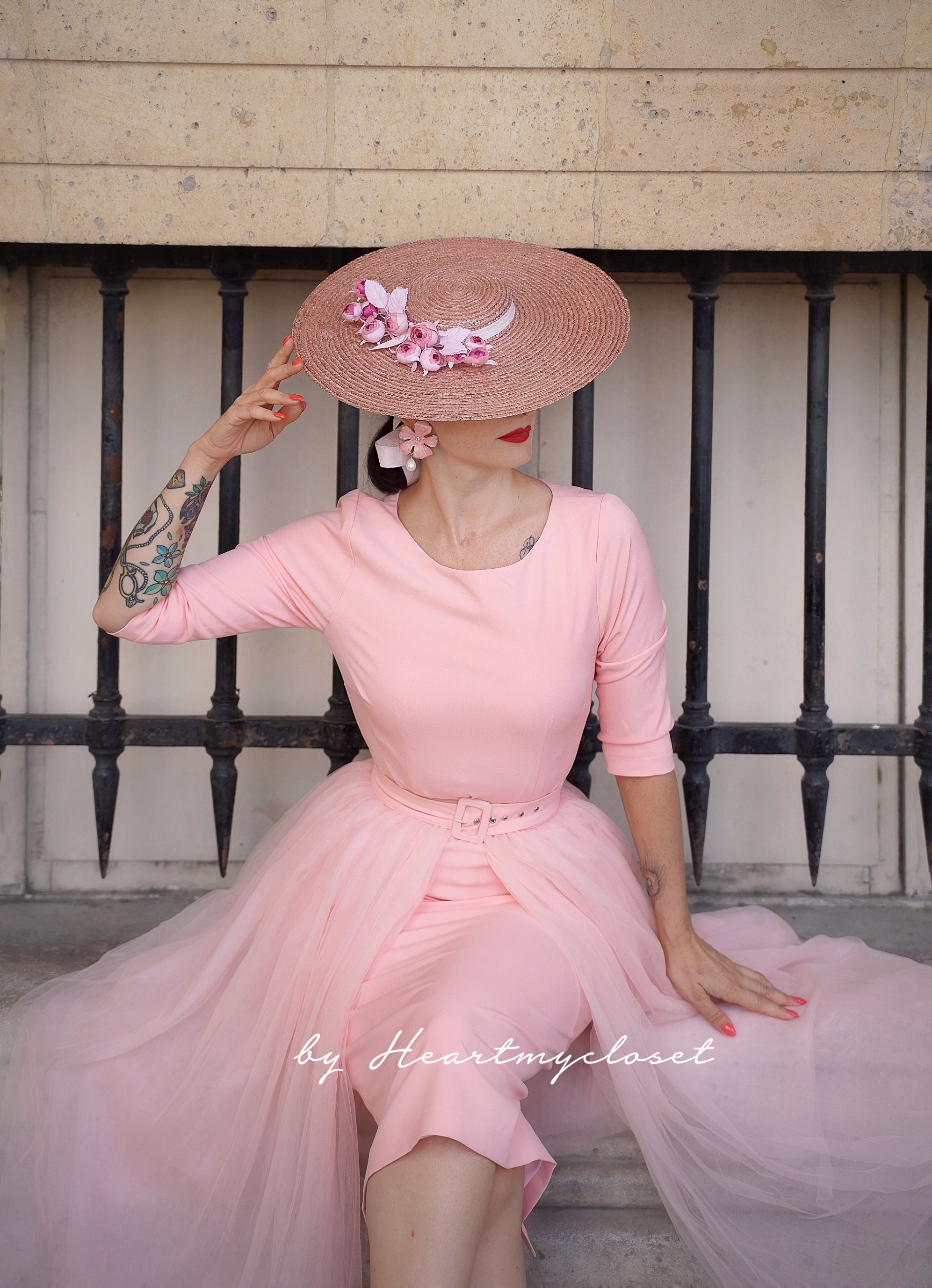 pink dress with tulle skirt Dusty Pink Tulle Skirt Wedding Dresses V-Neck Backless ZW927 -