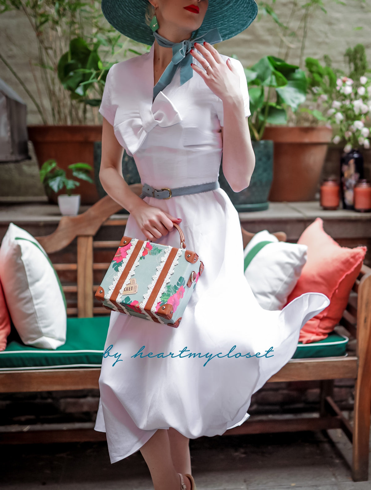 Rita (in crepe satin) - Marilyn Monroe dress with bow - heartmycloset