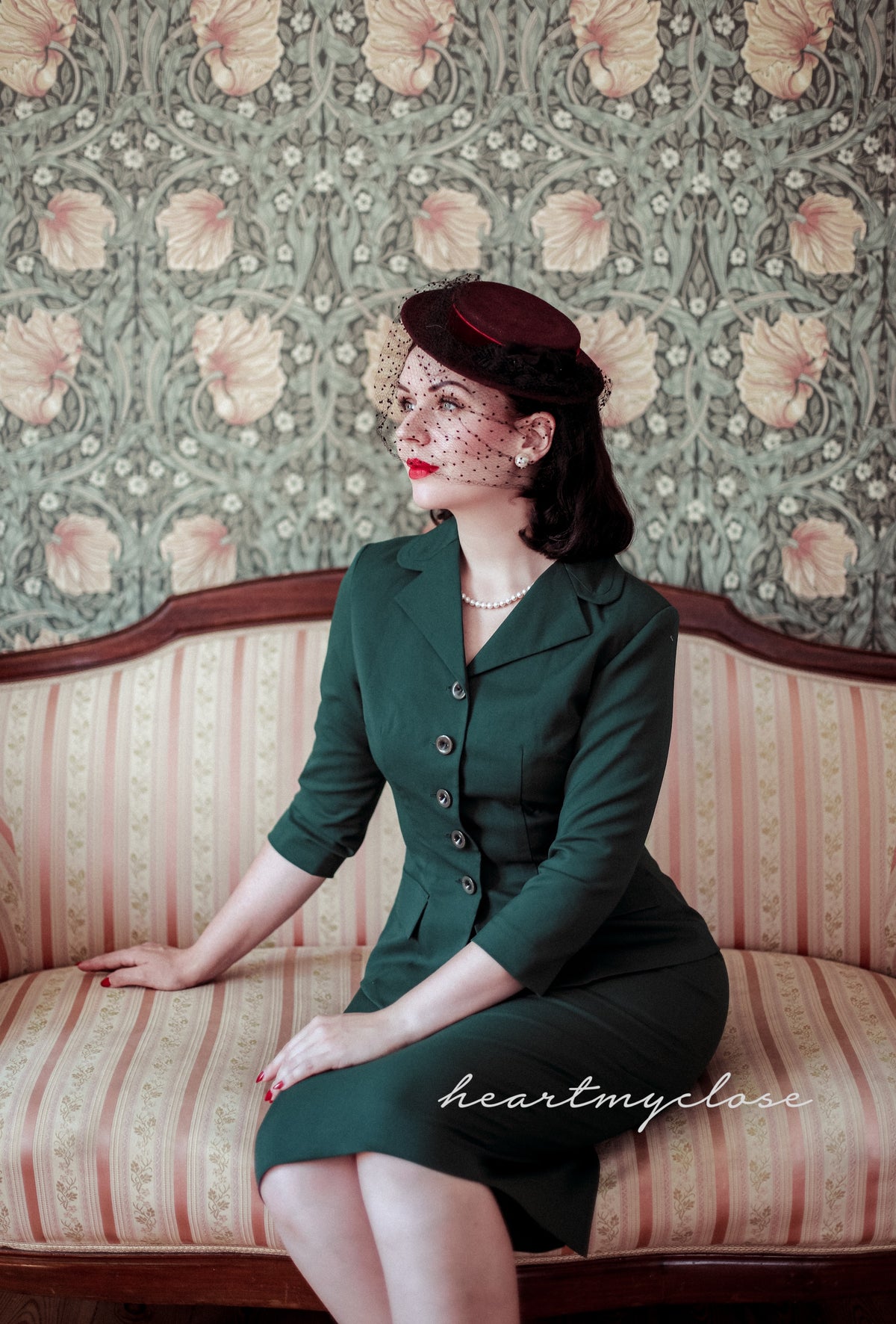 Naomi - women classic vintage suit velvet trim - heartmycloset