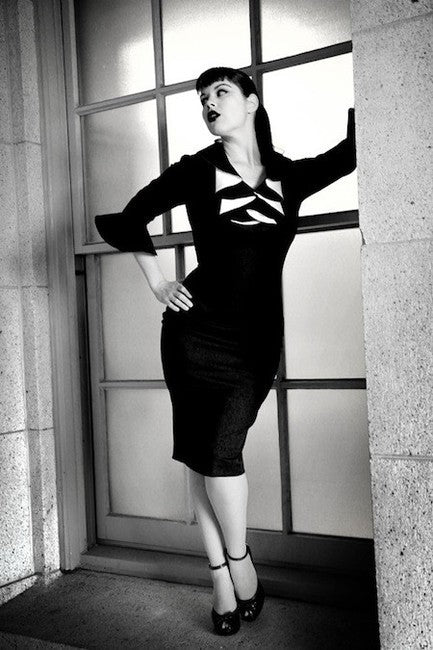 Joanna - Joan Holloway vintage wiggle dress ruffle neckline - heartmycloset