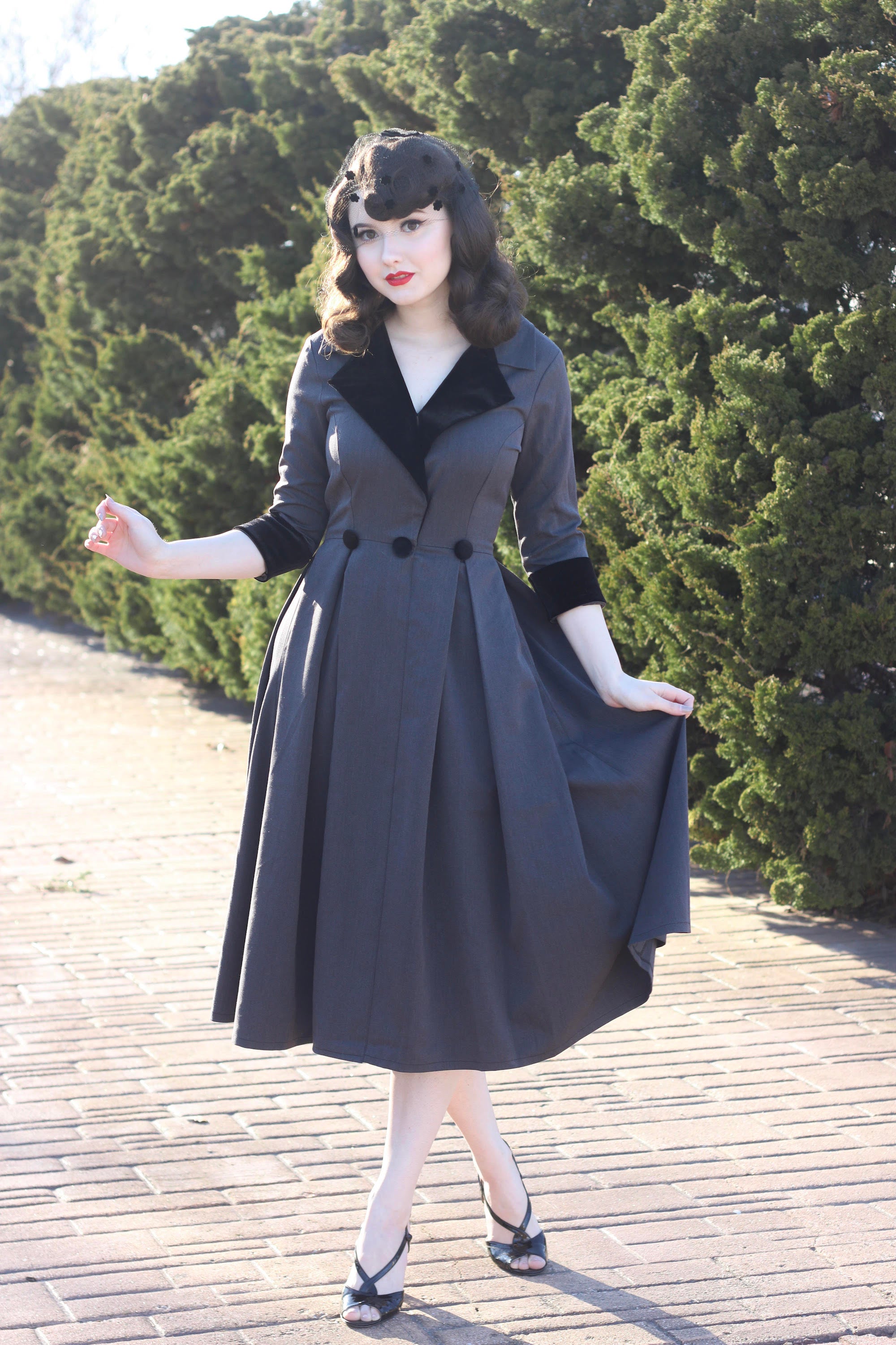 Velvet Swing Pleat 50s-Inspired Dress with V-Neck | HeartMyCloset heartmycloset Velvet Swing Pleat 50s-Inspired Dress with V-Neck | HeartMyCloset heartmycloset